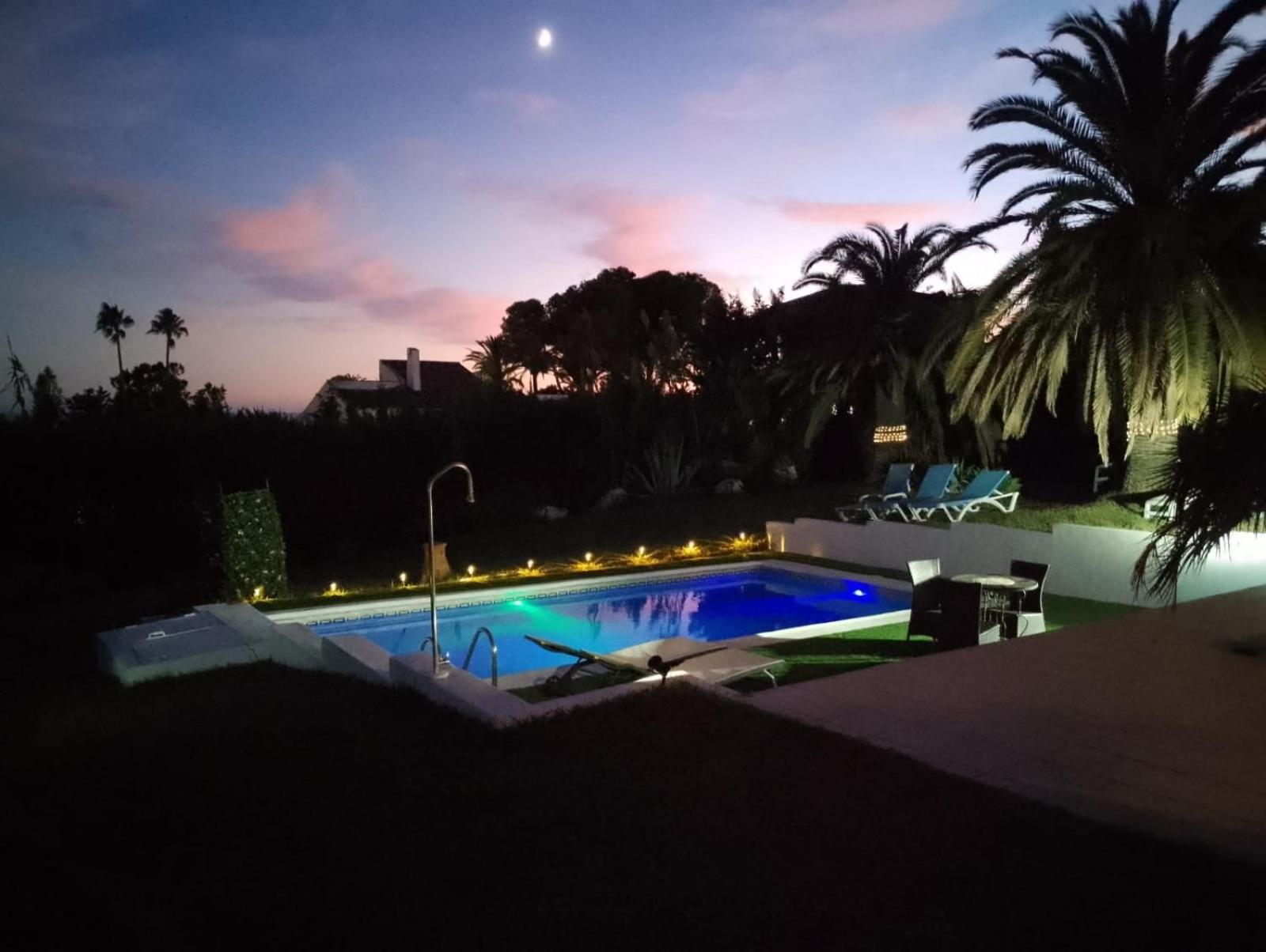 Villa Tranquilla Estepona Bagian luar foto