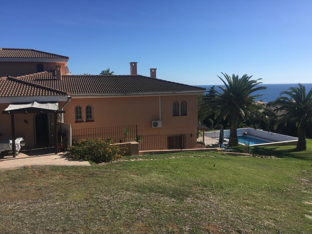 Villa Tranquilla Estepona Bagian luar foto