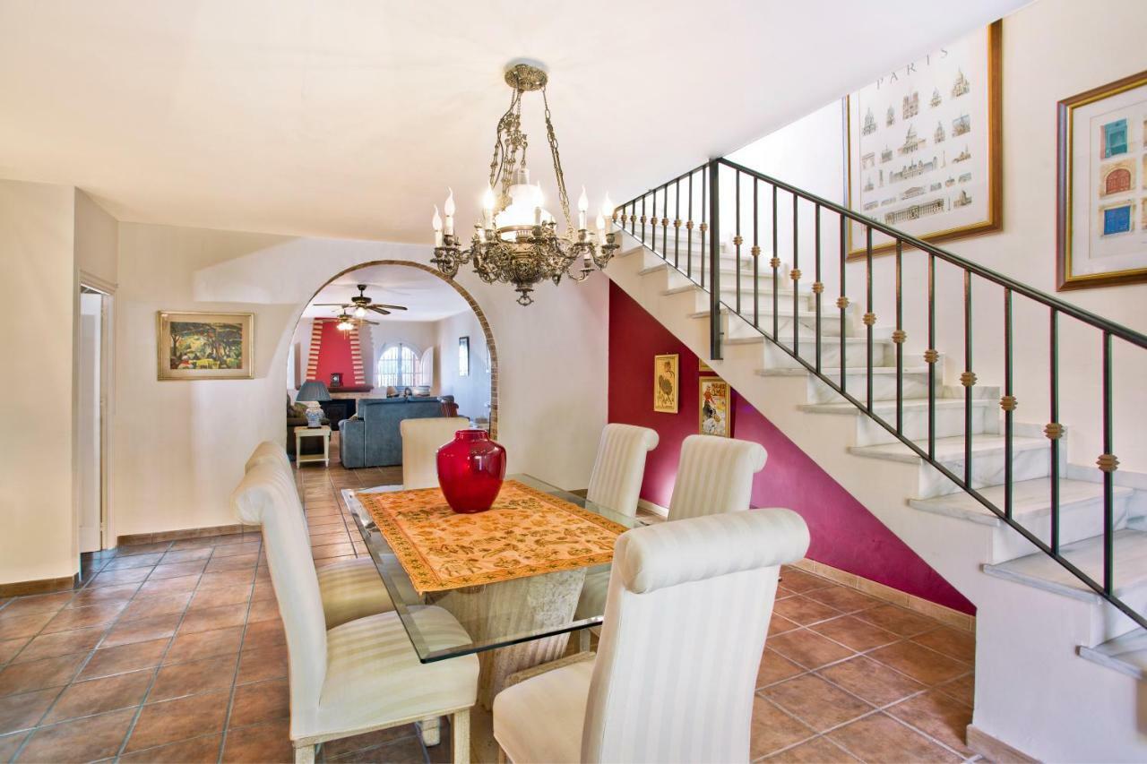 Villa Tranquilla Estepona Bagian luar foto