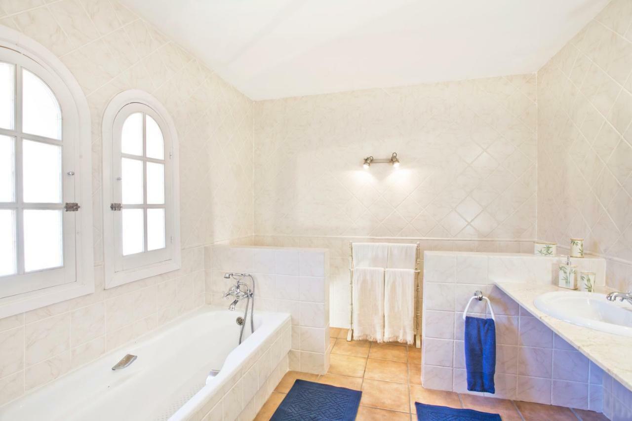 Villa Tranquilla Estepona Bagian luar foto