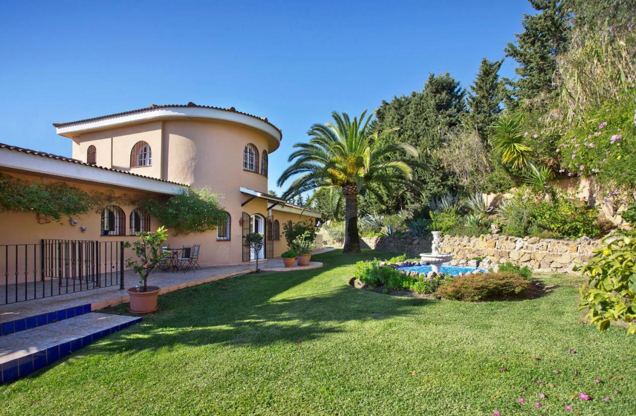 Villa Tranquilla Estepona Bagian luar foto
